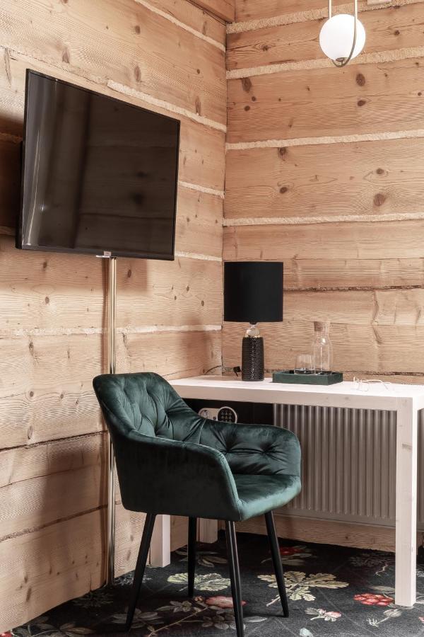 Milimani - Stuletnia, Folk & Butique, Adults Only * Zakopane